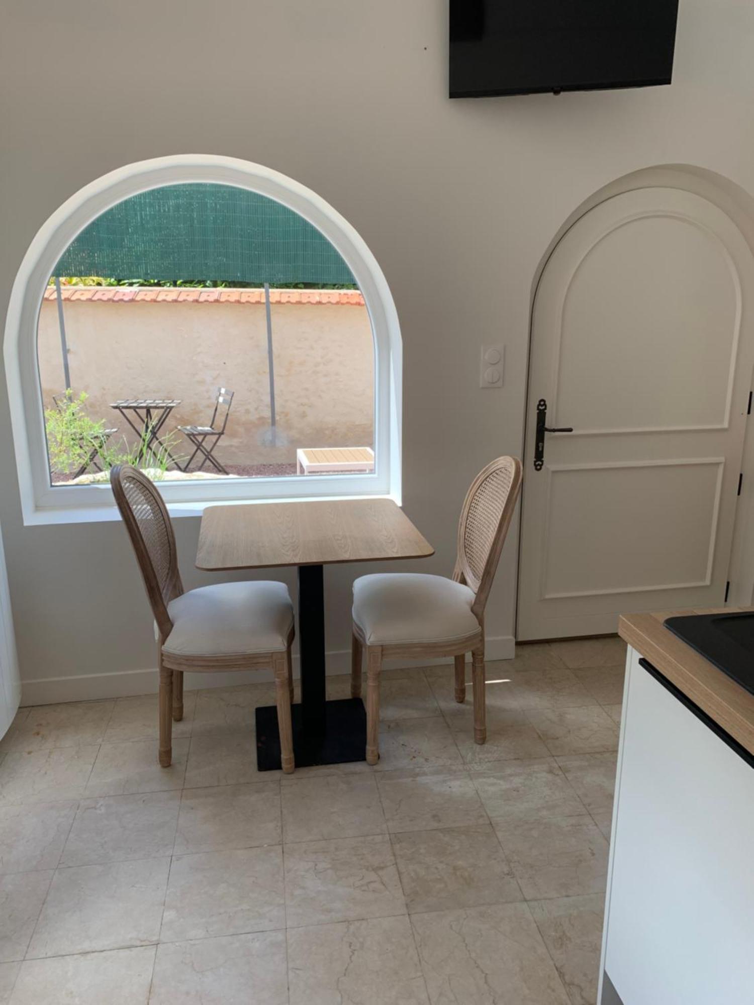 Apartamento Le Carre Courtois Luisant Exterior foto